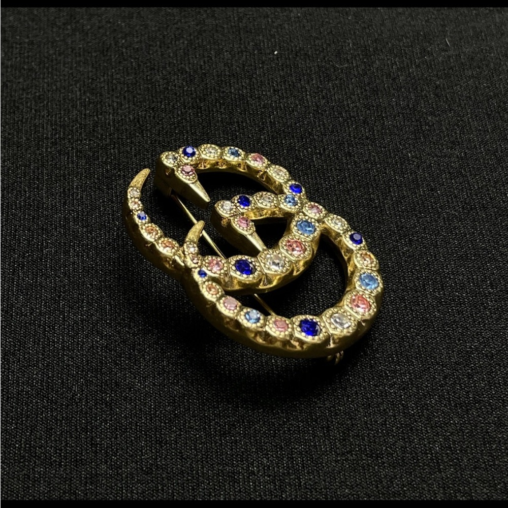 Gucci Gold Brooch with Pink and Blue Crystals - Picture 3 of 9